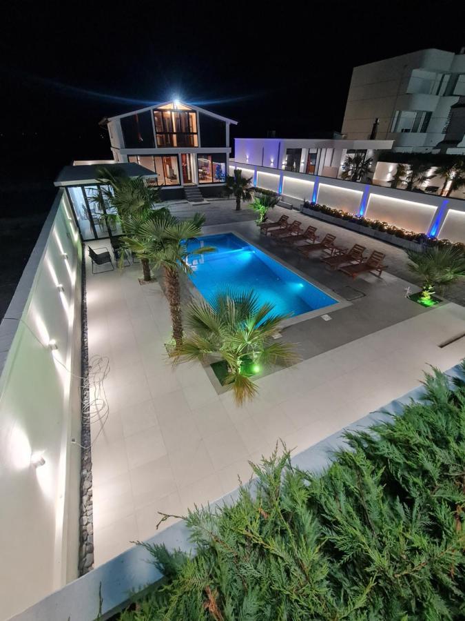 Isea Wood Villa *