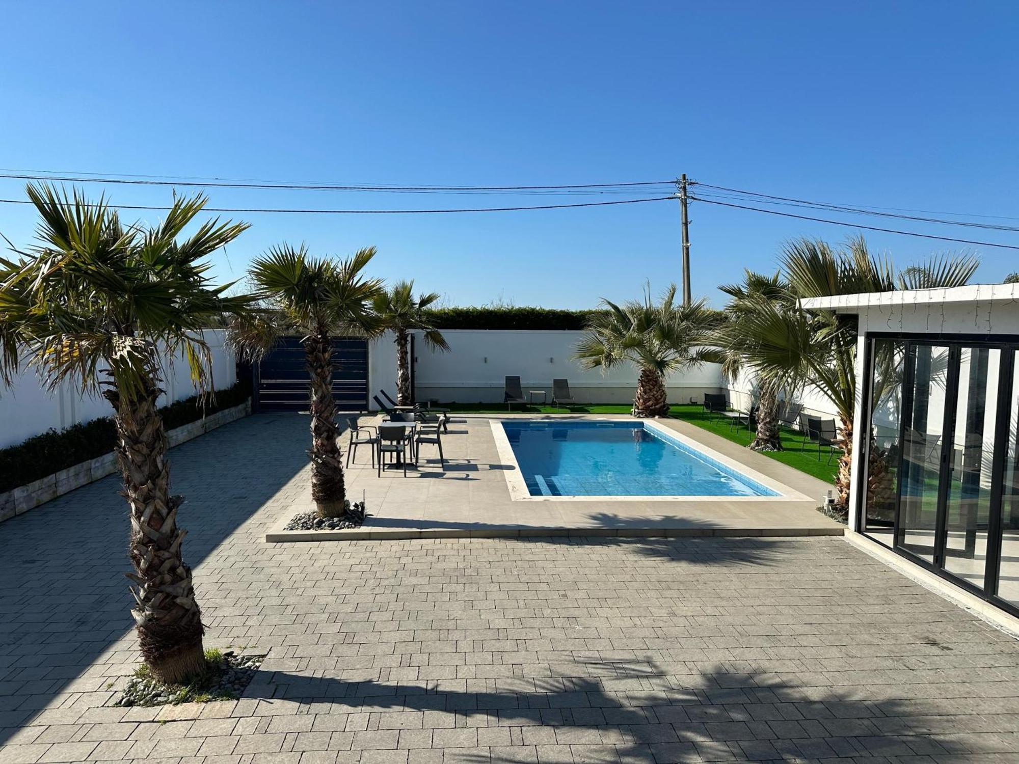 Isea Wood Villa Rrushkull (Durres)