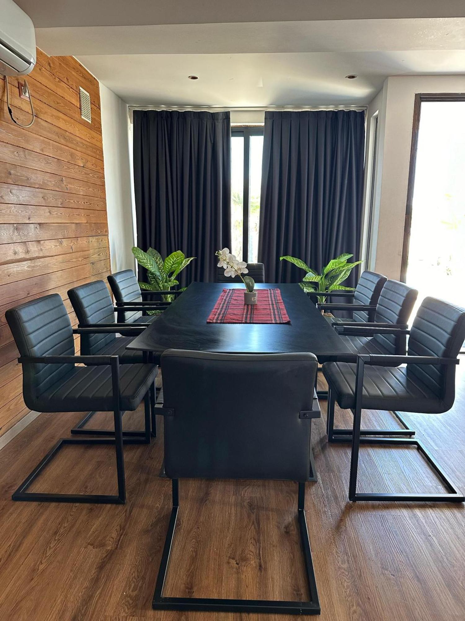 Isea Wood Villa *